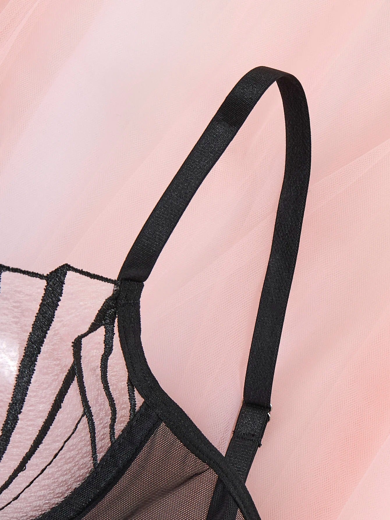 2-piece black scallop embroidered lingerie set